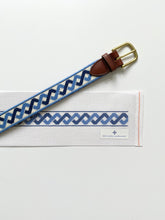 Load image into Gallery viewer, Classic Twist Belt
