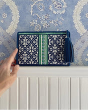 Load image into Gallery viewer, Signature Clutch LOW STOCK
