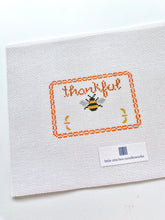 Load image into Gallery viewer, thankful bee place card
